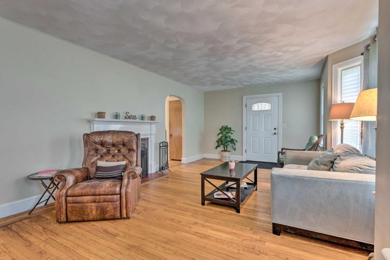 Cozy Middletown Home Near Beaches And Newport! Exterior photo