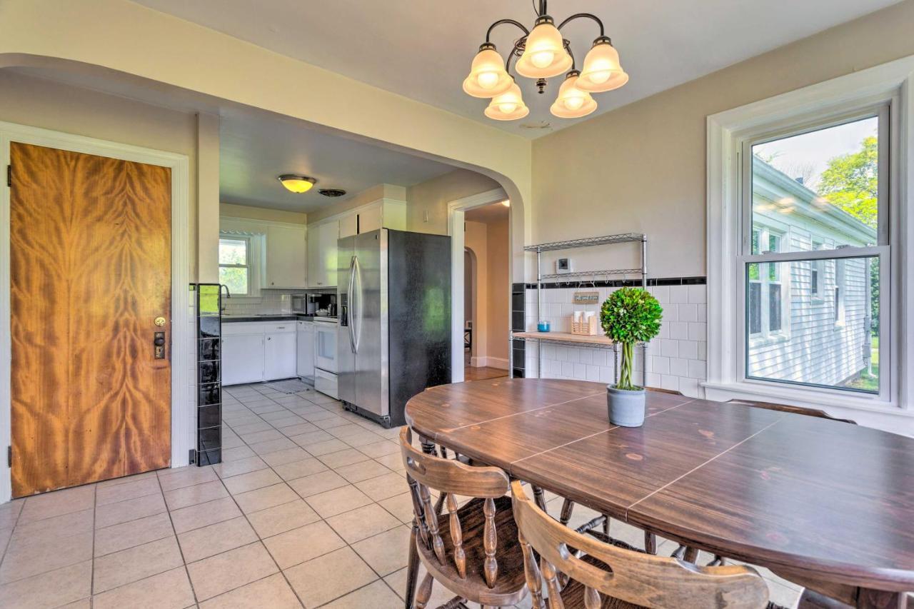 Cozy Middletown Home Near Beaches And Newport! Exterior photo